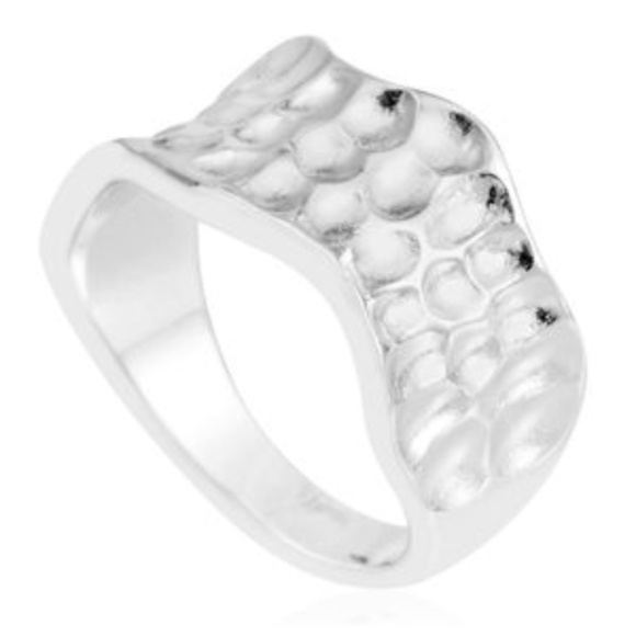 Silvertone Hammered Ring (Size 9.0) - Picture 2 of 3